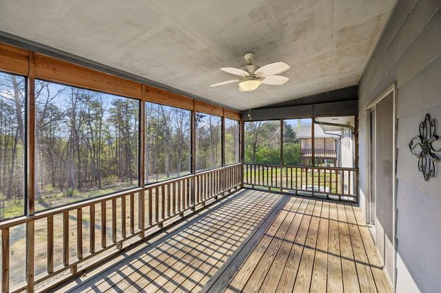 98 W Highland Drive, Ringgold, GA 30736