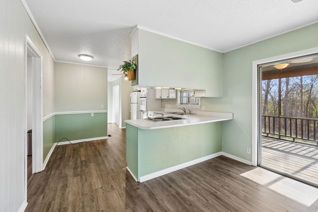 98 W Highland Drive, Ringgold, GA 30736