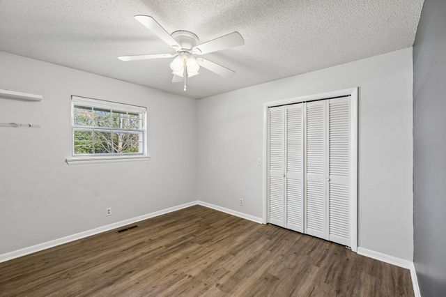 98 W Highland Drive, Ringgold, GA 30736