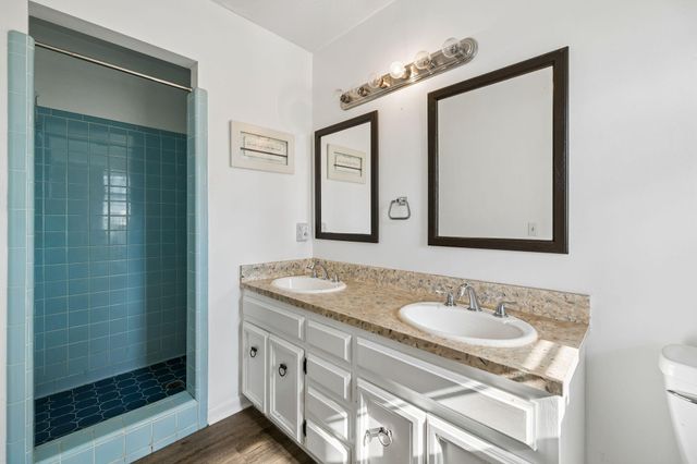 98 W Highland Drive, Ringgold, GA 30736