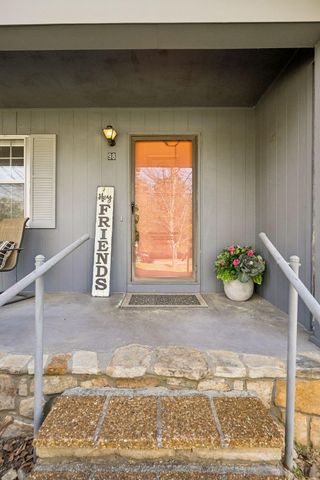 98 W Highland Drive, Ringgold, GA 30736