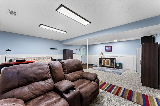 2371 Penny Lane, Austintown, OH 44515