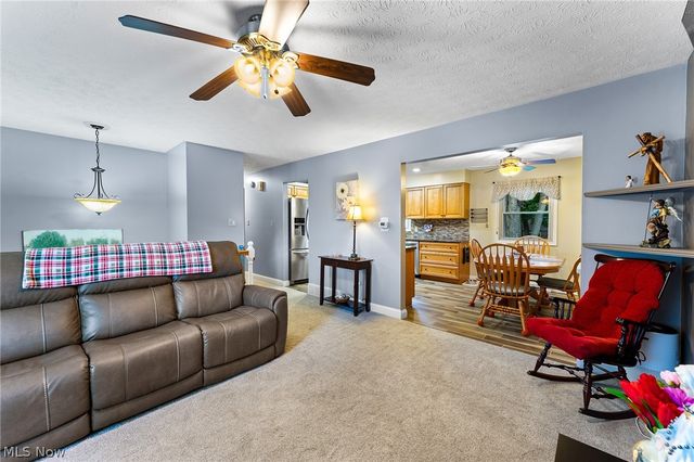 2371 Penny Lane, Austintown, OH 44515