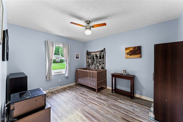 2371 Penny Lane, Austintown, OH 44515