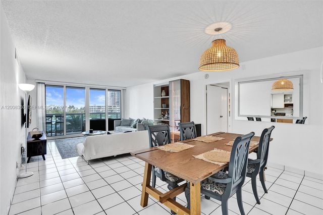 100 Bayview Dr 401, Sunny Isles Beach, FL 33160