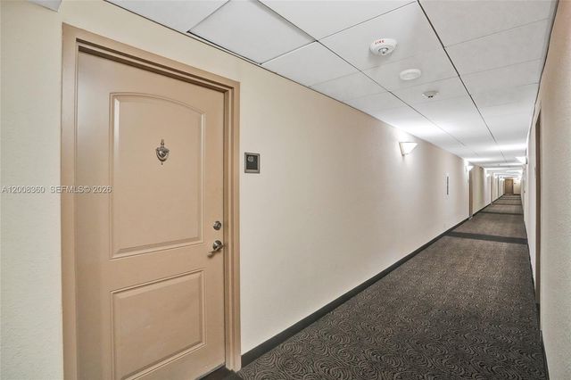 100 Bayview Dr 401, Sunny Isles Beach, FL 33160