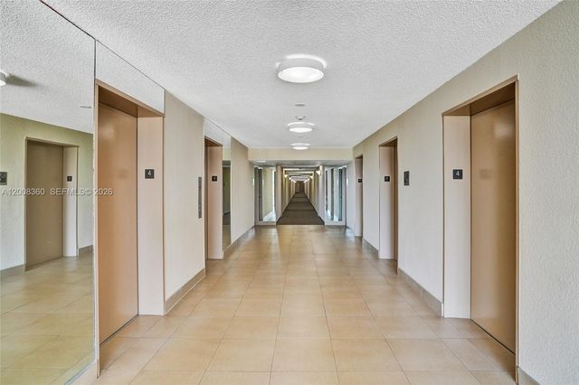 100 Bayview Dr 401, Sunny Isles Beach, FL 33160