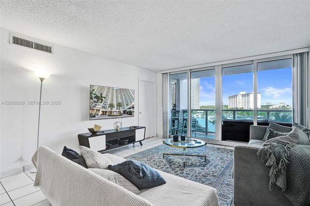 100 Bayview Dr 401, Sunny Isles Beach, FL 33160