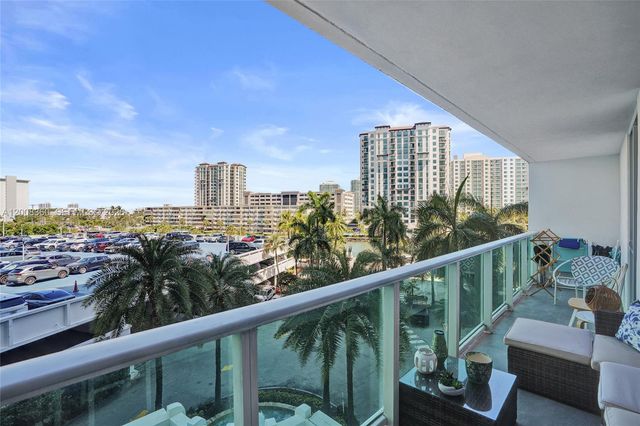 100 Bayview Dr 401, Sunny Isles Beach, FL 33160