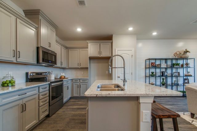 111 Brighton Ln, Lebanon, TN 37090