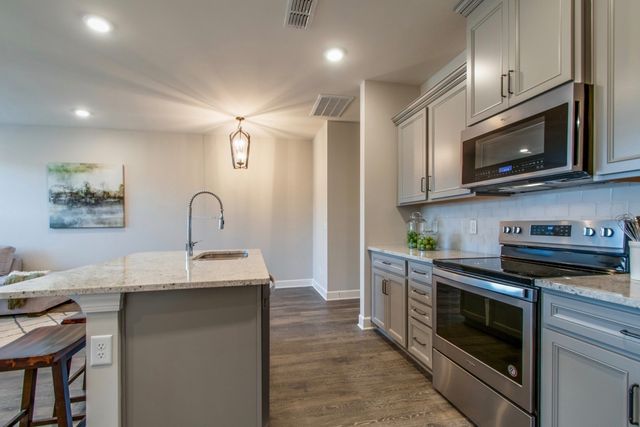 111 Brighton Ln, Lebanon, TN 37090