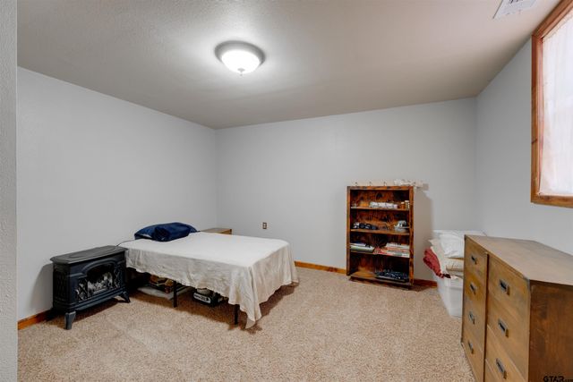 210 An County Road 2604, Tennessee Colony, TX 75861