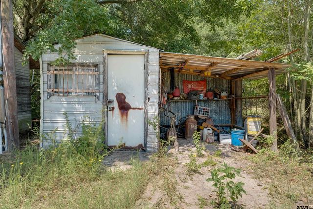 210 An County Road 2604, Tennessee Colony, TX 75861