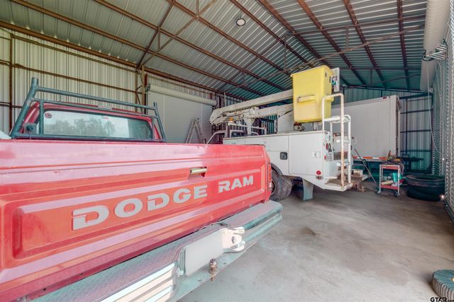 210 An County Road 2604, Tennessee Colony, TX 75861