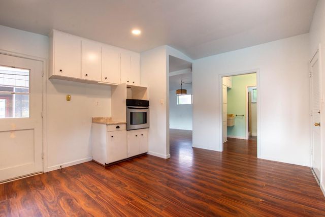 6651 14th St, Sacramento, CA 95831