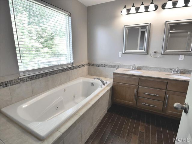 321 Turkey Roost Lane, Troy, MO 63379