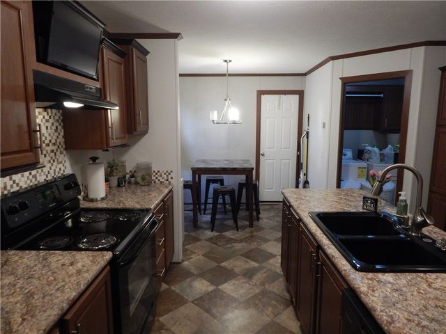 161 Rolling Valley Ln, Twp Of But Nw, PA 16001