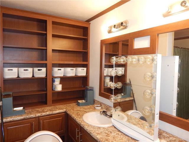 161 Rolling Valley Ln, Twp Of But Nw, PA 16001