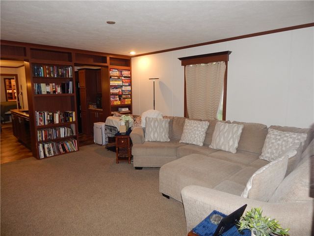 161 Rolling Valley Ln, Twp Of But Nw, PA 16001