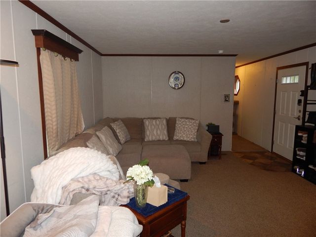 161 Rolling Valley Ln, Twp Of But Nw, PA 16001