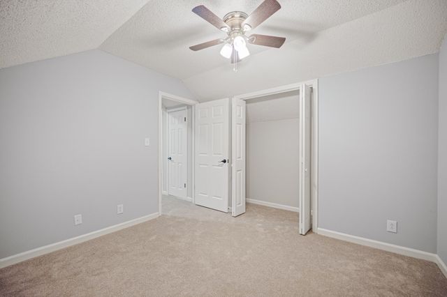 1325 Wennona Dr, Clarksville, TN 37042