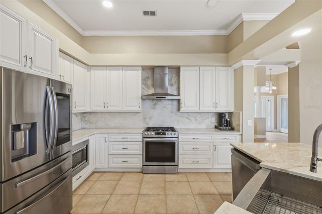 1815 WINDING OAKS DRIVE, Orlando, FL 32825