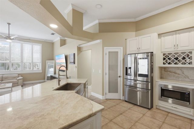 1815 WINDING OAKS DRIVE, Orlando, FL 32825