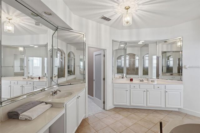 1815 WINDING OAKS DRIVE, Orlando, FL 32825