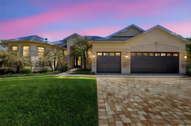 1815 WINDING OAKS DRIVE, Orlando, FL 32825