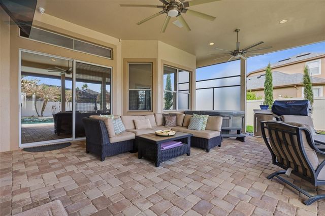 1815 WINDING OAKS DRIVE, Orlando, FL 32825