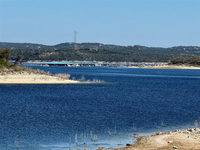 8221 Arroyo Ave, Lago Vista, TX 78645