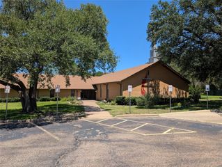 3311 Park Lake Drive, Waco, TX 76708