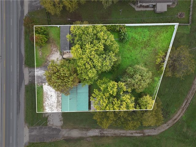 150 N Hwy 62, Avoca, AR 72711