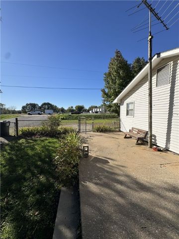 150 N Hwy 62, Avoca, AR 72711