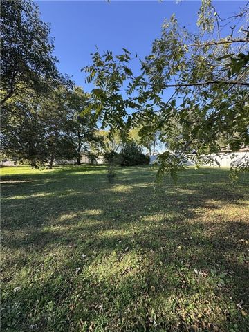 150 N Hwy 62, Avoca, AR 72711