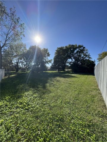 150 N Hwy 62, Avoca, AR 72711