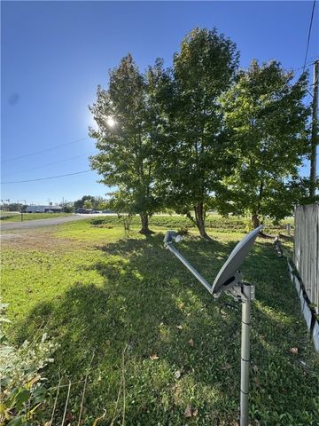 150 N Hwy 62, Avoca, AR 72711