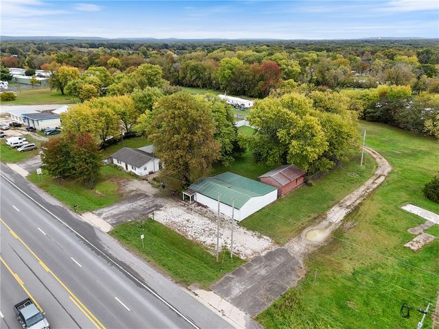 150 N Hwy 62, Avoca, AR 72711