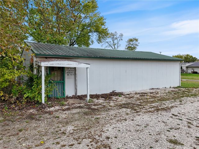 150 N Hwy 62, Avoca, AR 72711