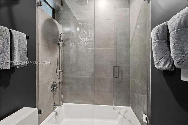 400 NW 49th St, Miami, FL 33127