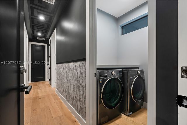 400 NW 49th St, Miami, FL 33127