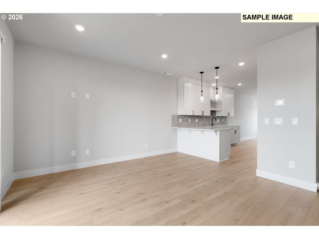 18640 Sw PRECIPICE Ln, Beaverton, OR 97007