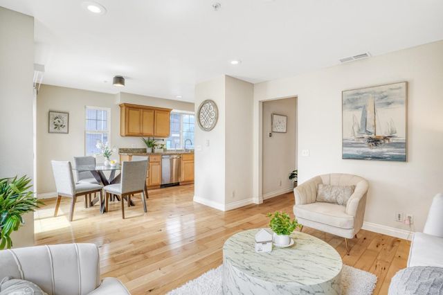 963 Bellomo Avenue, Sunnyvale, CA 94086