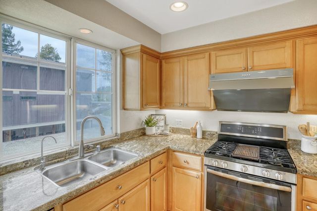 963 Bellomo Avenue, Sunnyvale, CA 94086