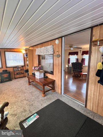 101 MAGNOLIA DR, Barnegat, NJ 08005