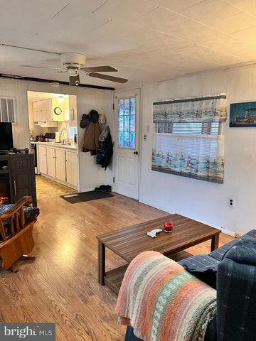 101 MAGNOLIA DR, Barnegat, NJ 08005