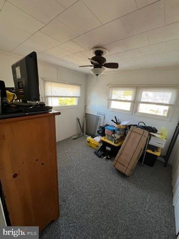 101 MAGNOLIA DR, Barnegat, NJ 08005