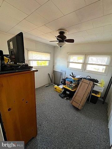 101 MAGNOLIA DR, Barnegat, NJ 08005