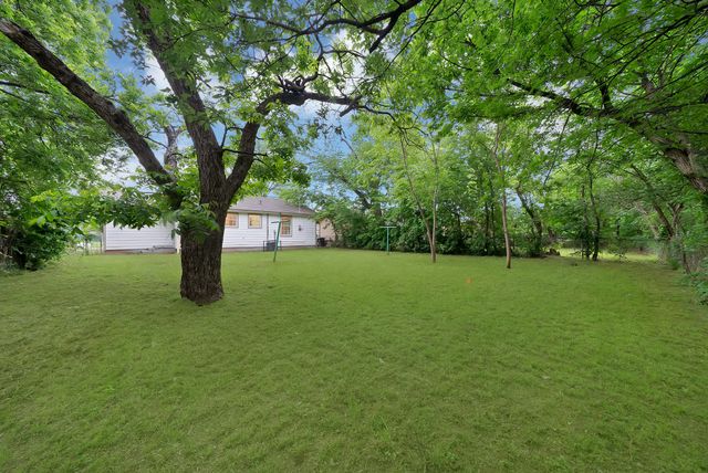 4248 Lorin Avenue, Fort Worth, TX 76105