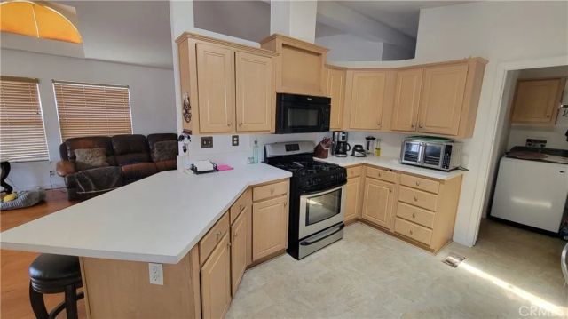 201 E Arrow 54, Glendora, CA 91740